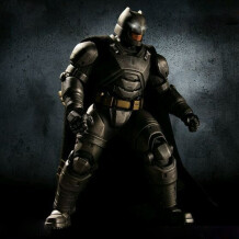 Фигурка Mezco: Batman Armored , (44335)